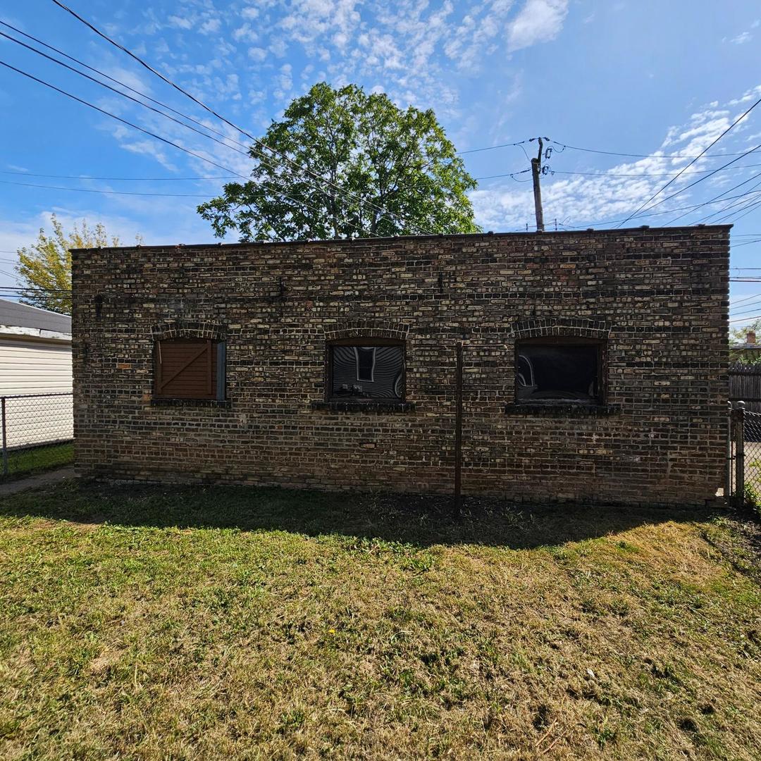 7843 S Honore Street, Chicago, IL 60620