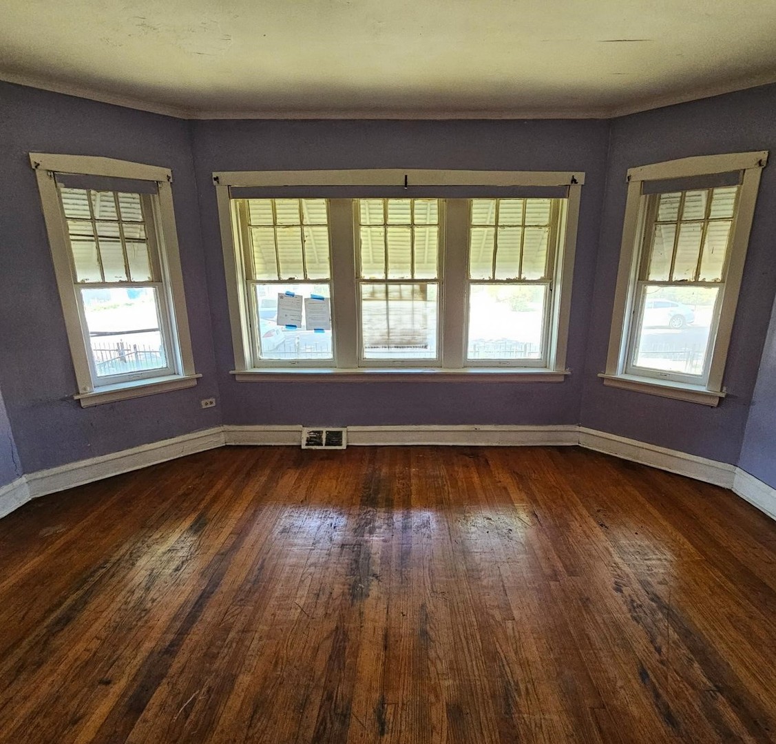 7843 S Honore Street, Chicago, IL 60620