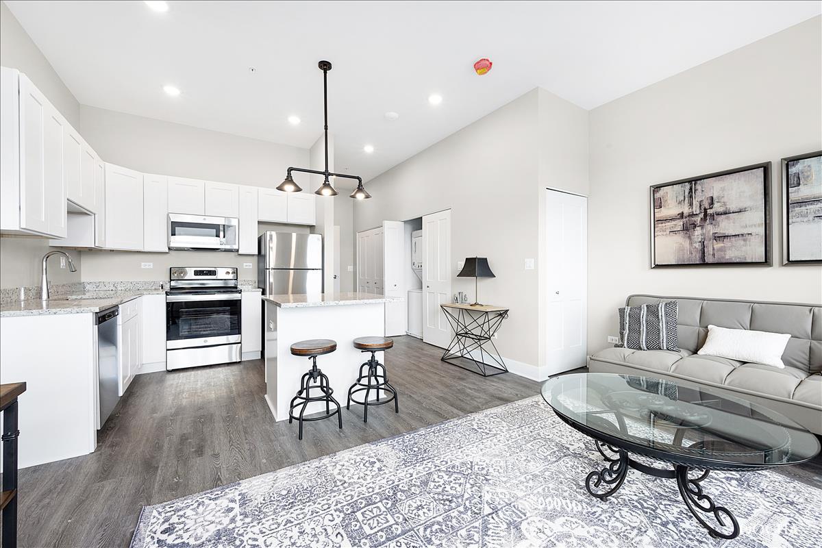 1101 Ritter Street #204, North Aurora, IL 60542