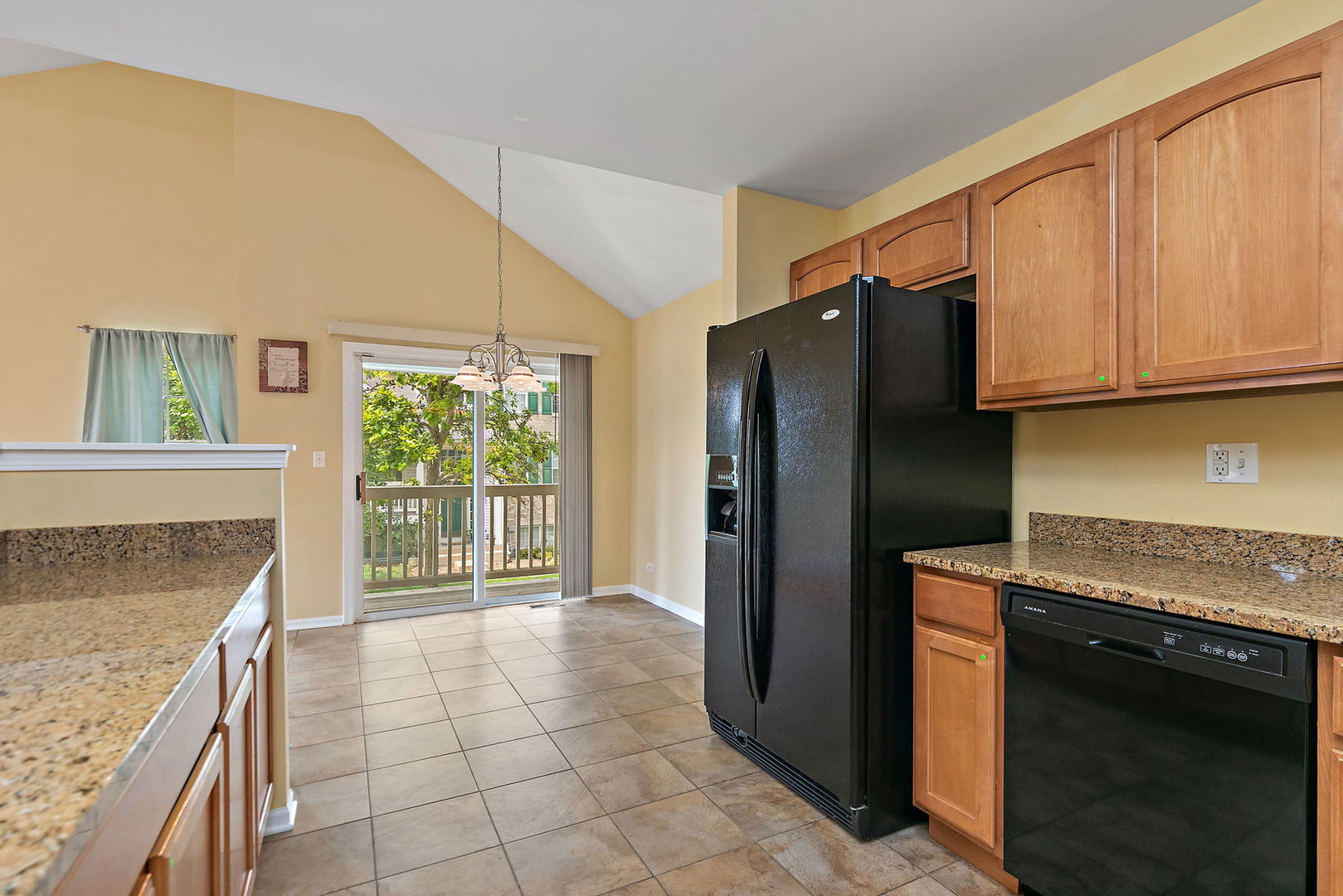 870 Clover Lane, Pingree Grove, IL 60140