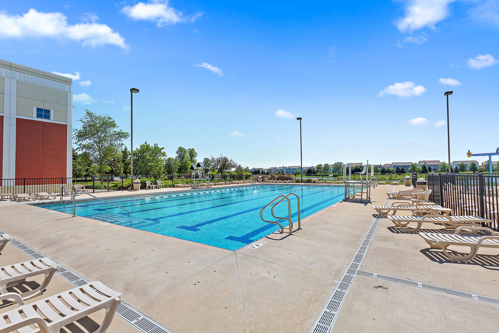 870 Clover Lane, Pingree Grove, IL 60140