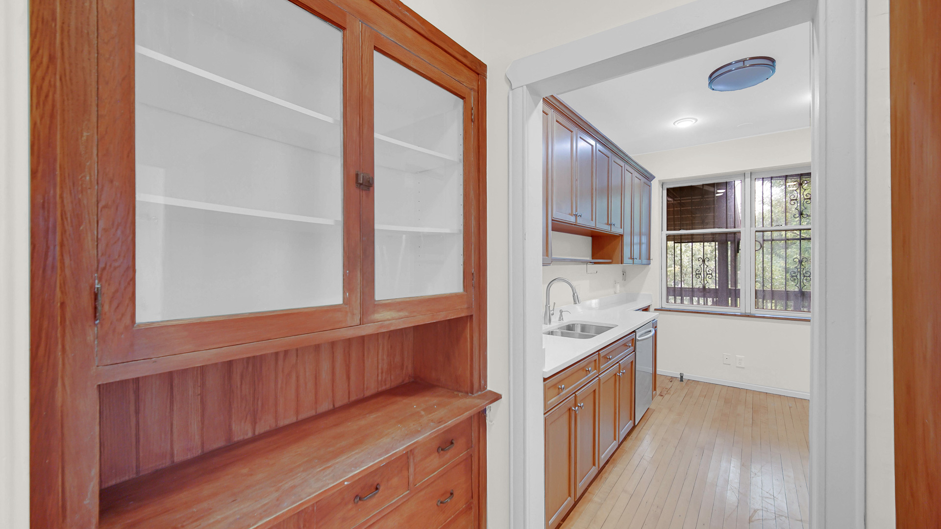 1213 E 53rd Street #3W, Chicago, IL 60615