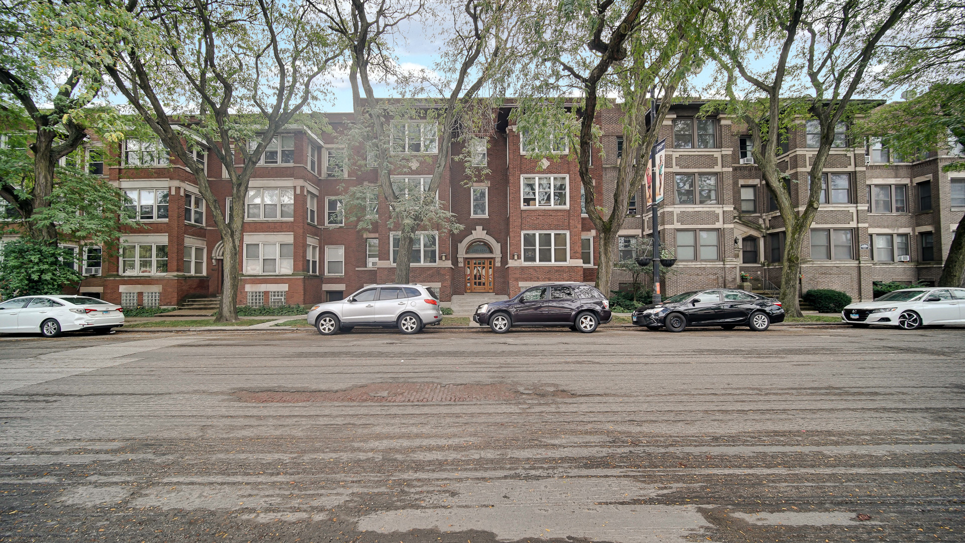 1213 E 53rd Street #3W, Chicago, IL 60615