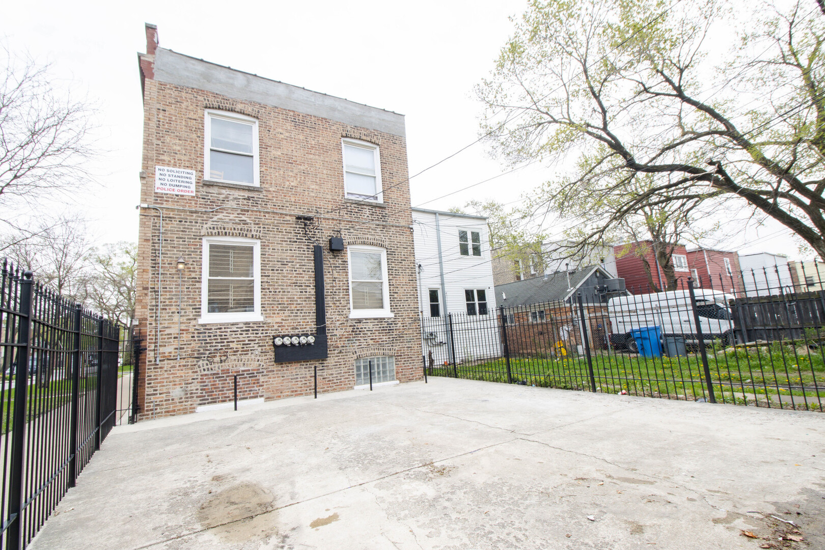 3345 W HURON Street, Chicago, IL 60624