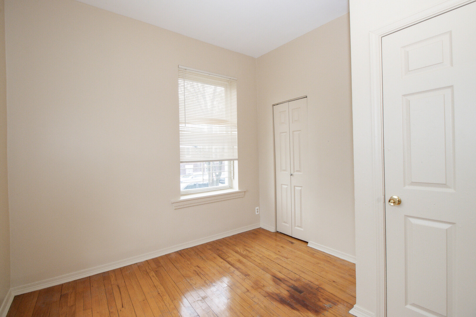 3345 W HURON Street, Chicago, IL 60624