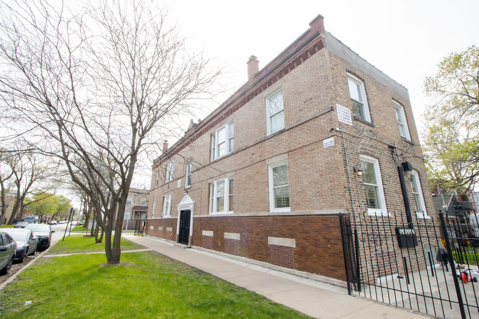 3345 W HURON Street, Chicago, IL 60624