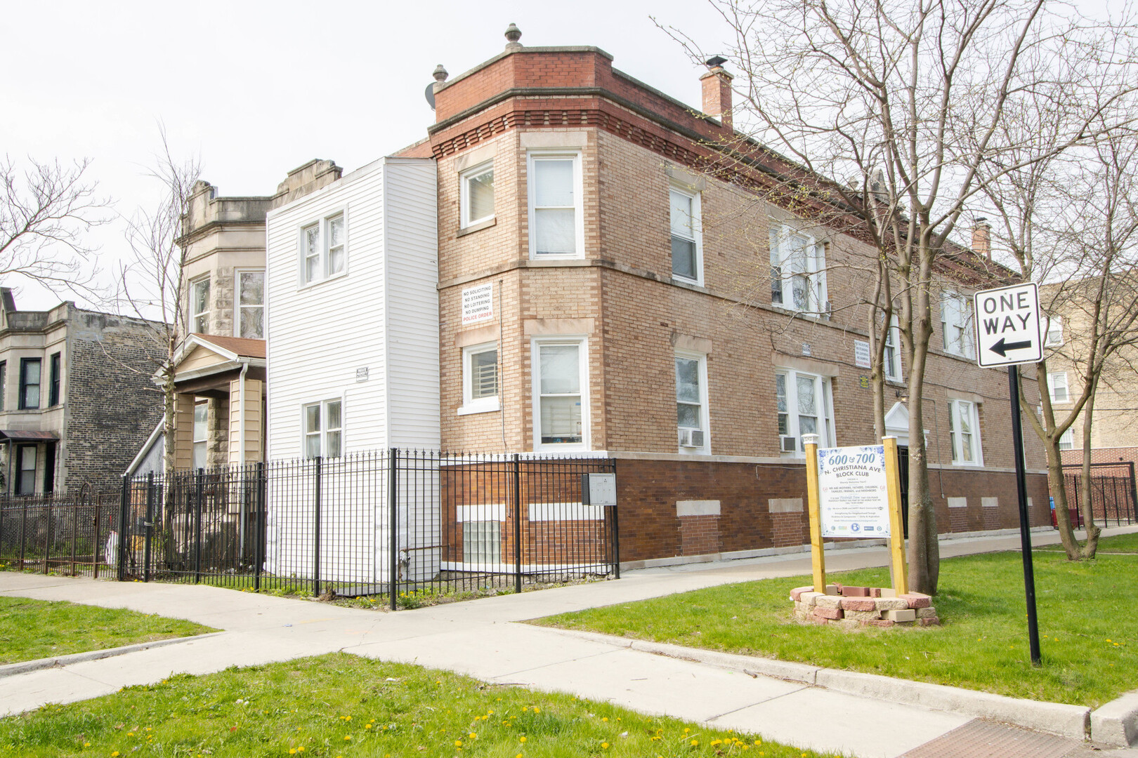 3345 W HURON Street, Chicago, IL 60624