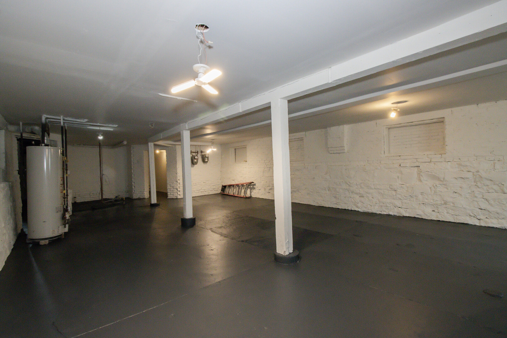 3345 W HURON Street, Chicago, IL 60624