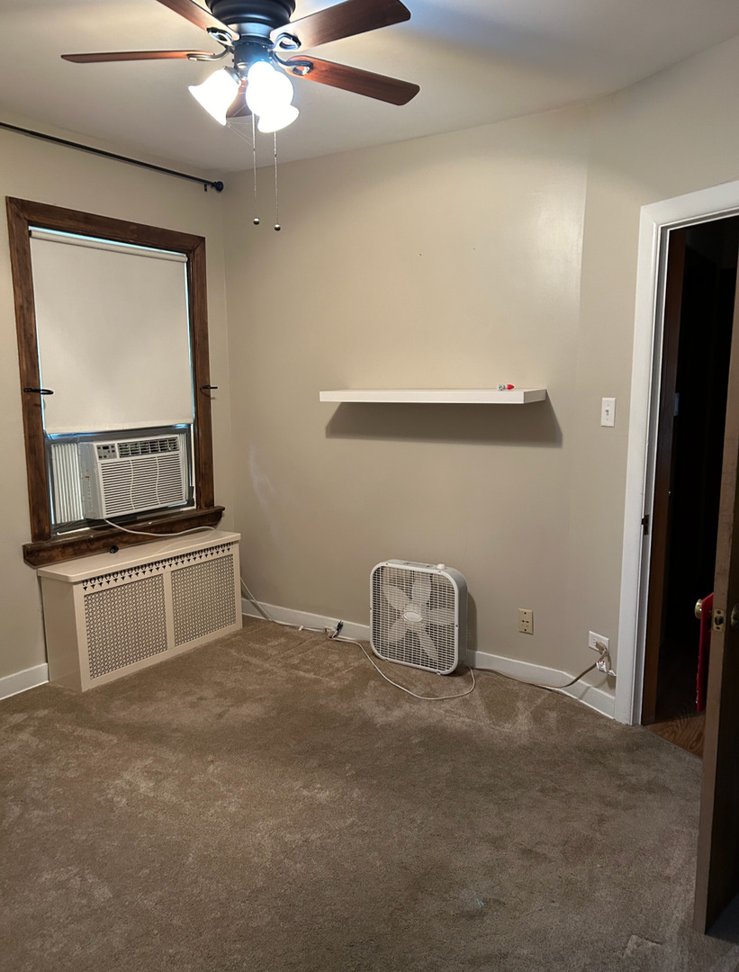 8101 White Avenue, Lyons, IL 60534