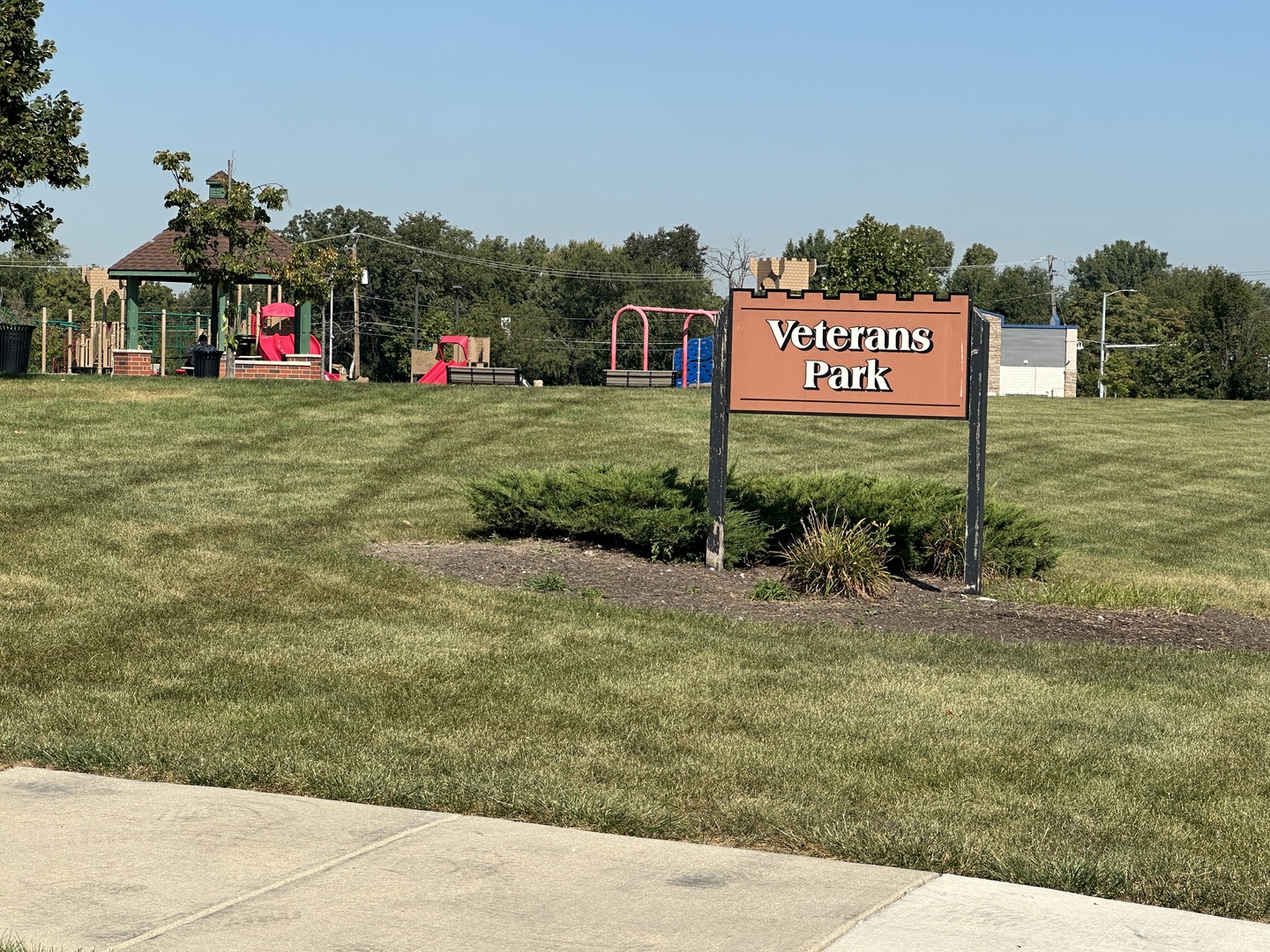 8101 White Avenue, Lyons, IL 60534