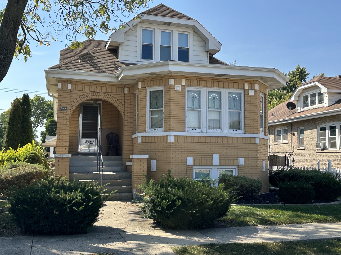 8101 White Avenue, Lyons, IL 60534