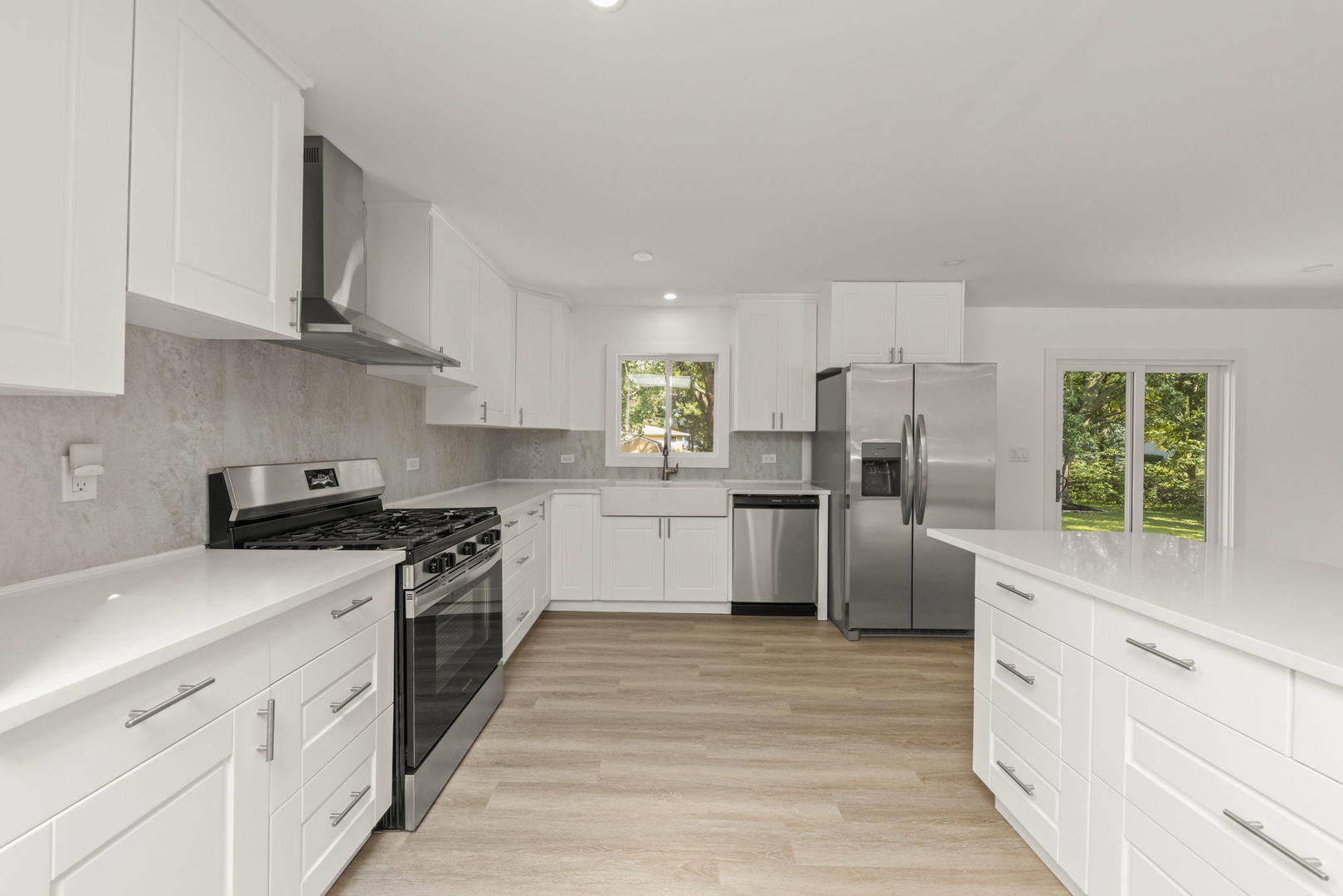 24726 W Pleasant Court, Plainfield, IL 60586