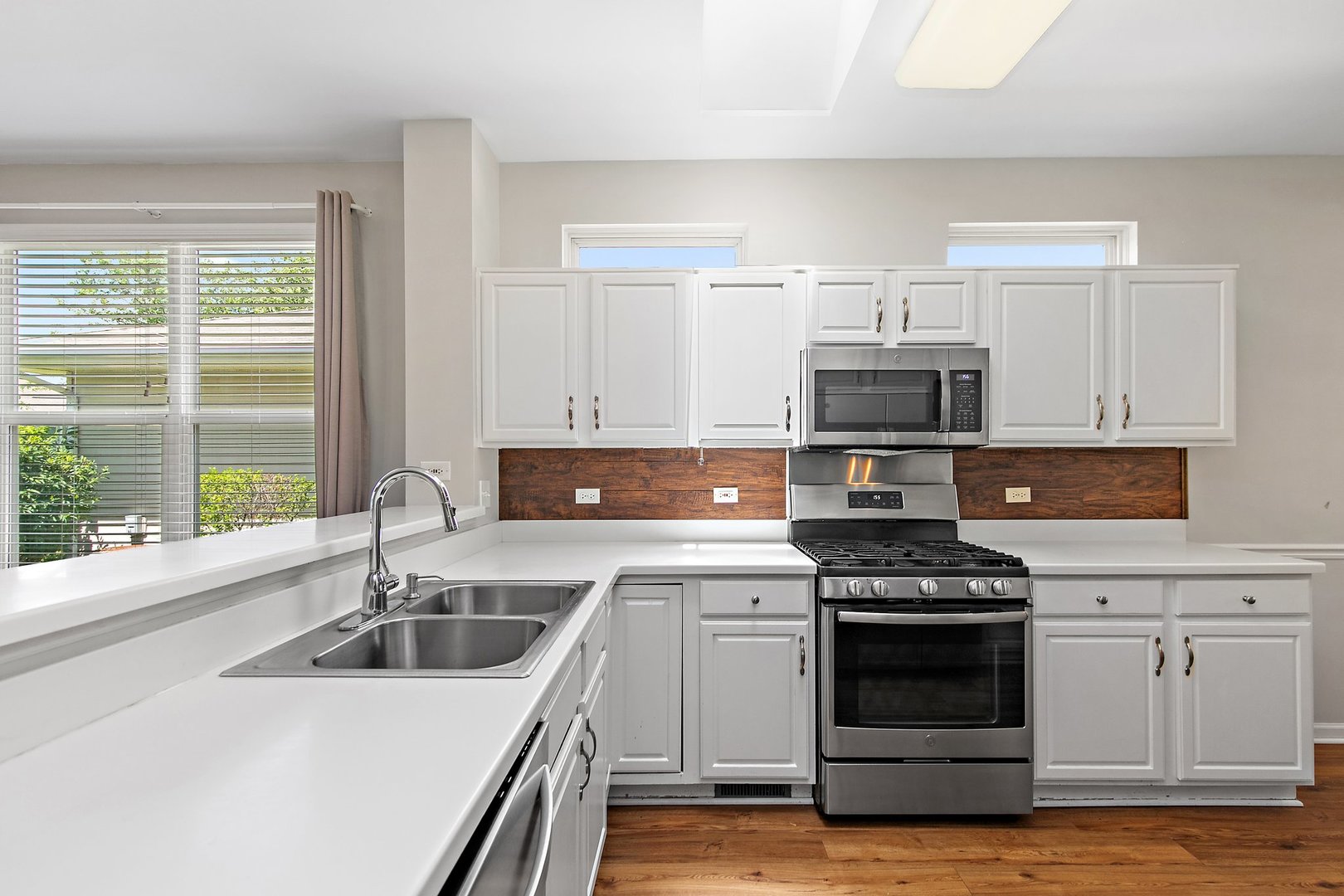 11773 Wildrose Drive, Huntley, IL 60142