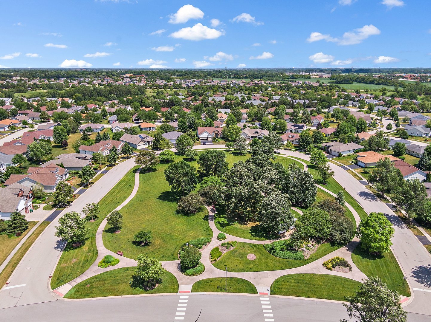 11773 Wildrose Drive, Huntley, IL 60142