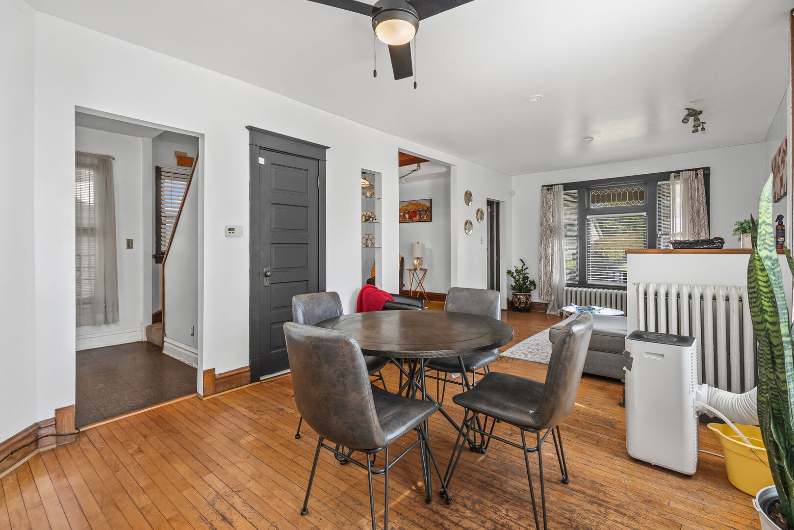 10116 S Malta Street, Chicago, IL 60643