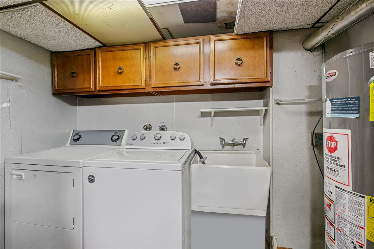 16400 University Avenue, South Holland, IL 60473