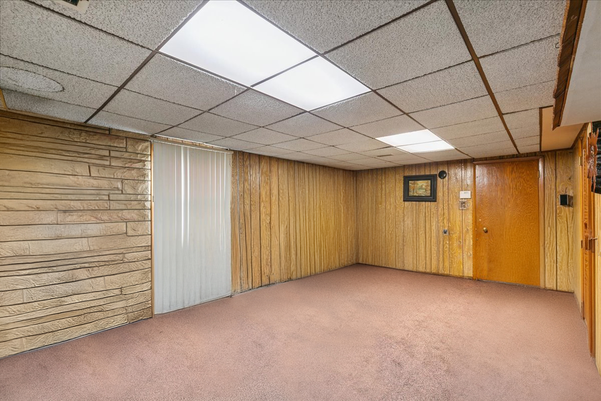 16400 University Avenue, South Holland, IL 60473