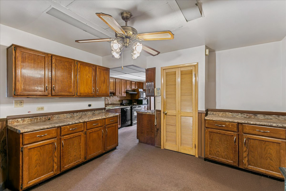 16400 University Avenue, South Holland, IL 60473