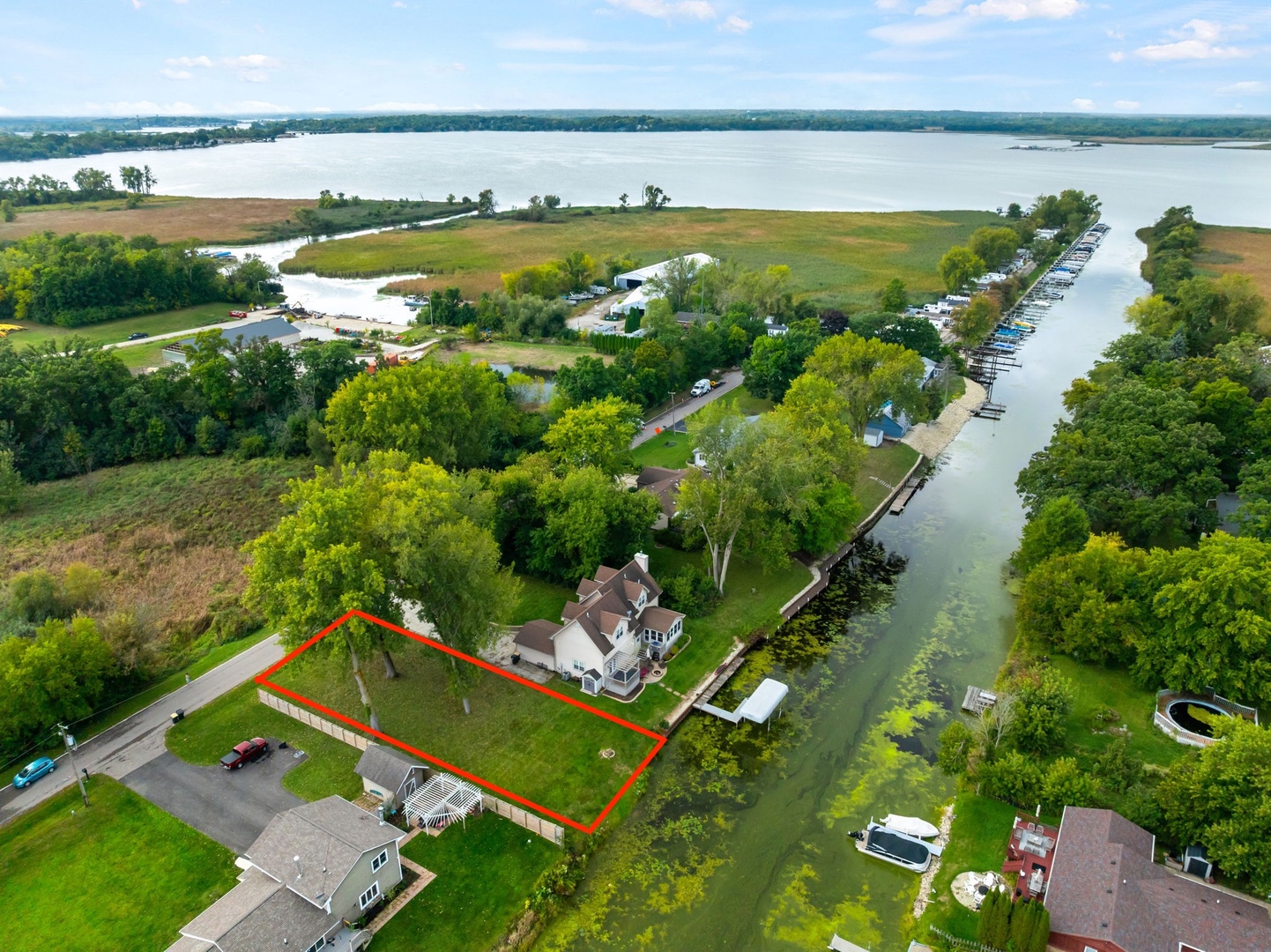 26118 W Oak Avenue, Antioch, IL 60002