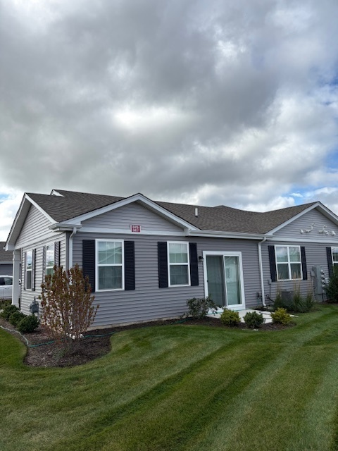 6417 Juniper Drive, Wonder Lake, IL 60097