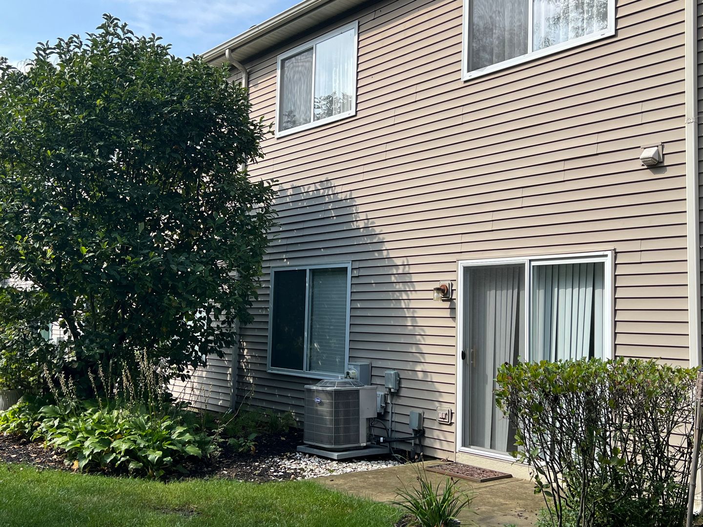 17542 Gilbert Drive, Lockport, IL 60441