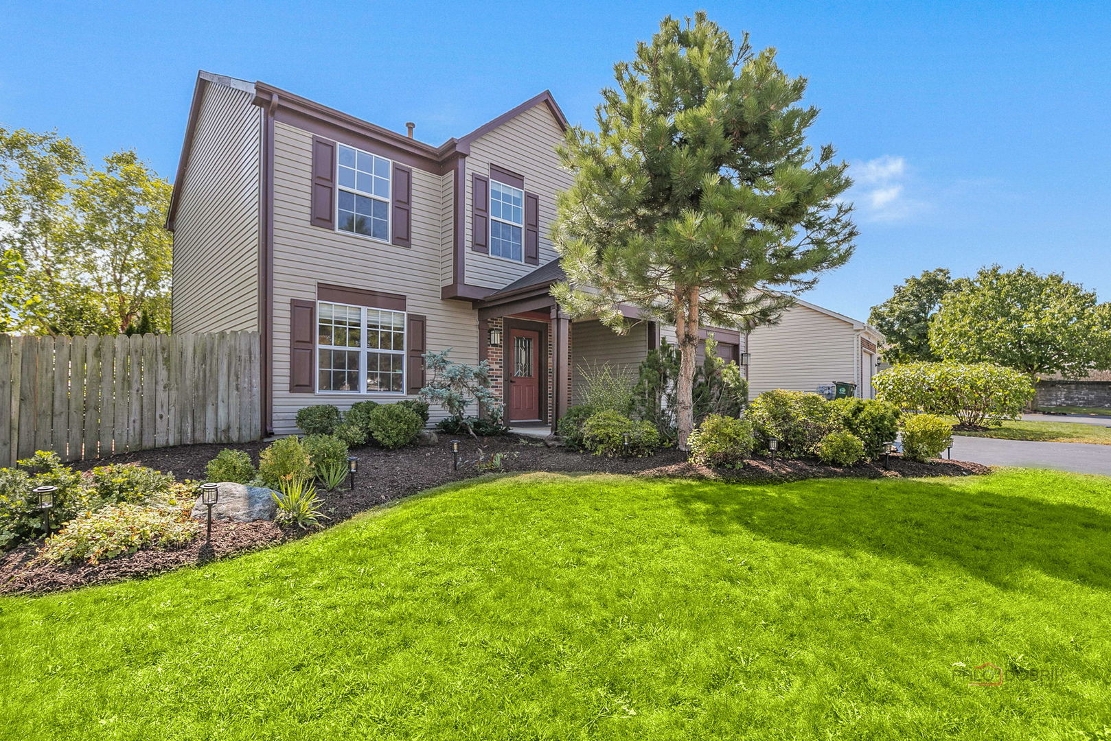 1349 Spalding Drive, Mundelein, IL 60060