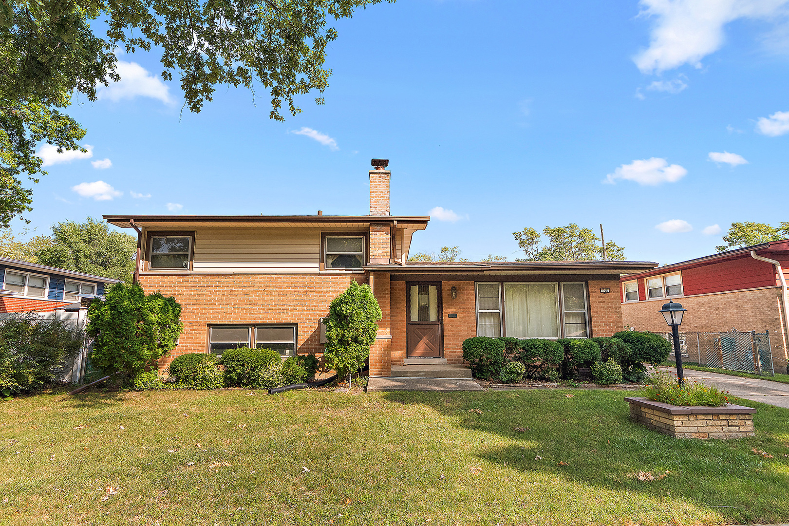 145 Sherry Lane, Chicago Heights, IL 60411