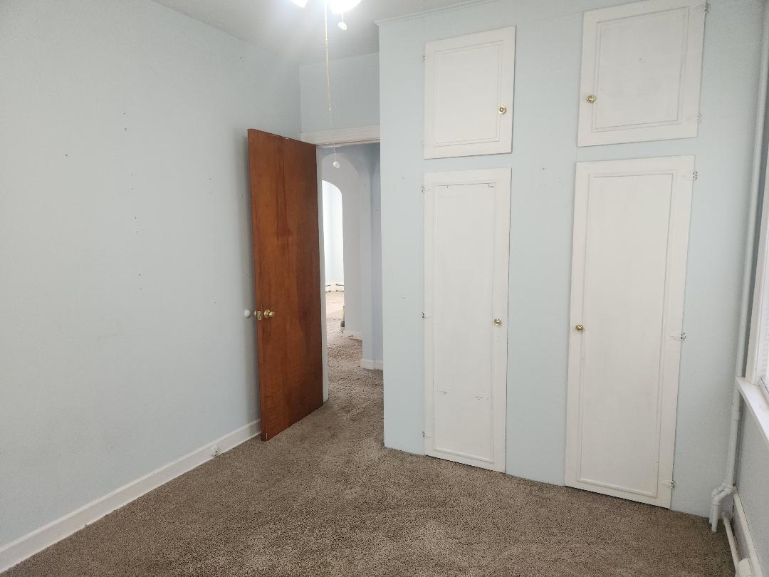 1305 Court Street, McHenry, IL 60050