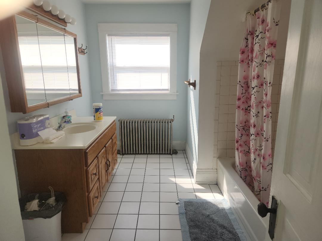 1305 Court Street, McHenry, IL 60050