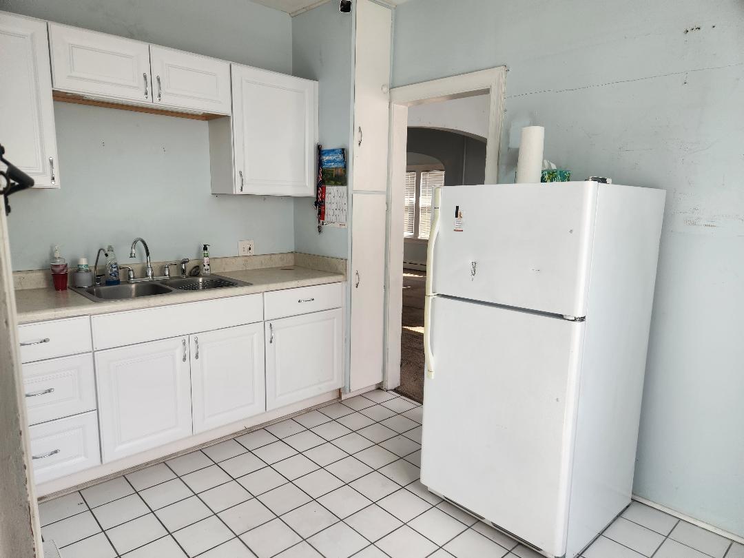 1305 Court Street, McHenry, IL 60050