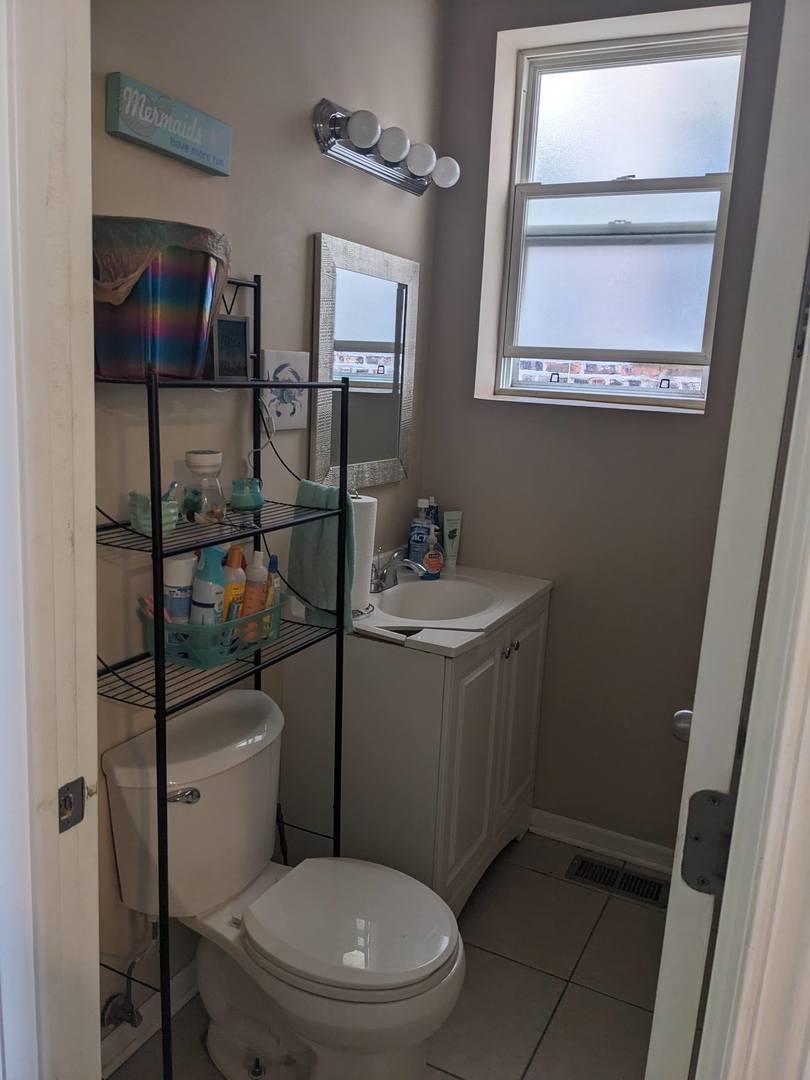 1843 S RIDGEWAY Avenue, Chicago, IL 60623