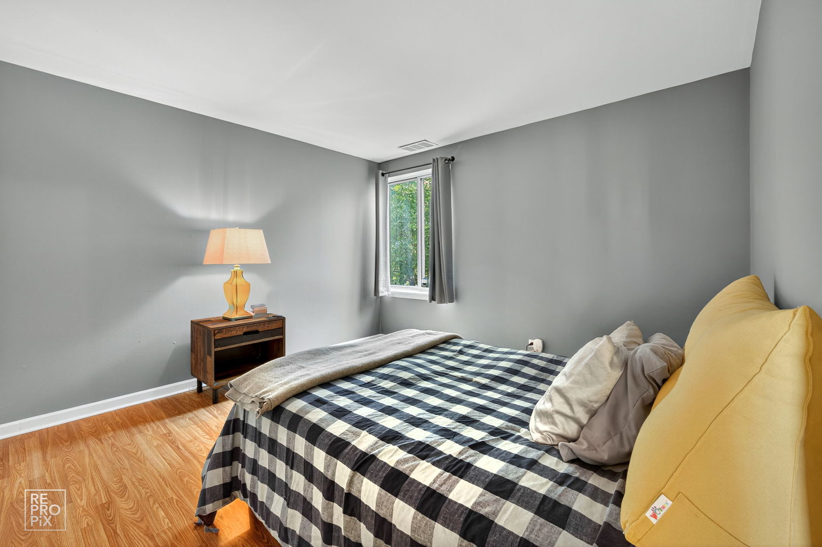 5801 Oakwood Drive #D, Lisle, IL 60532