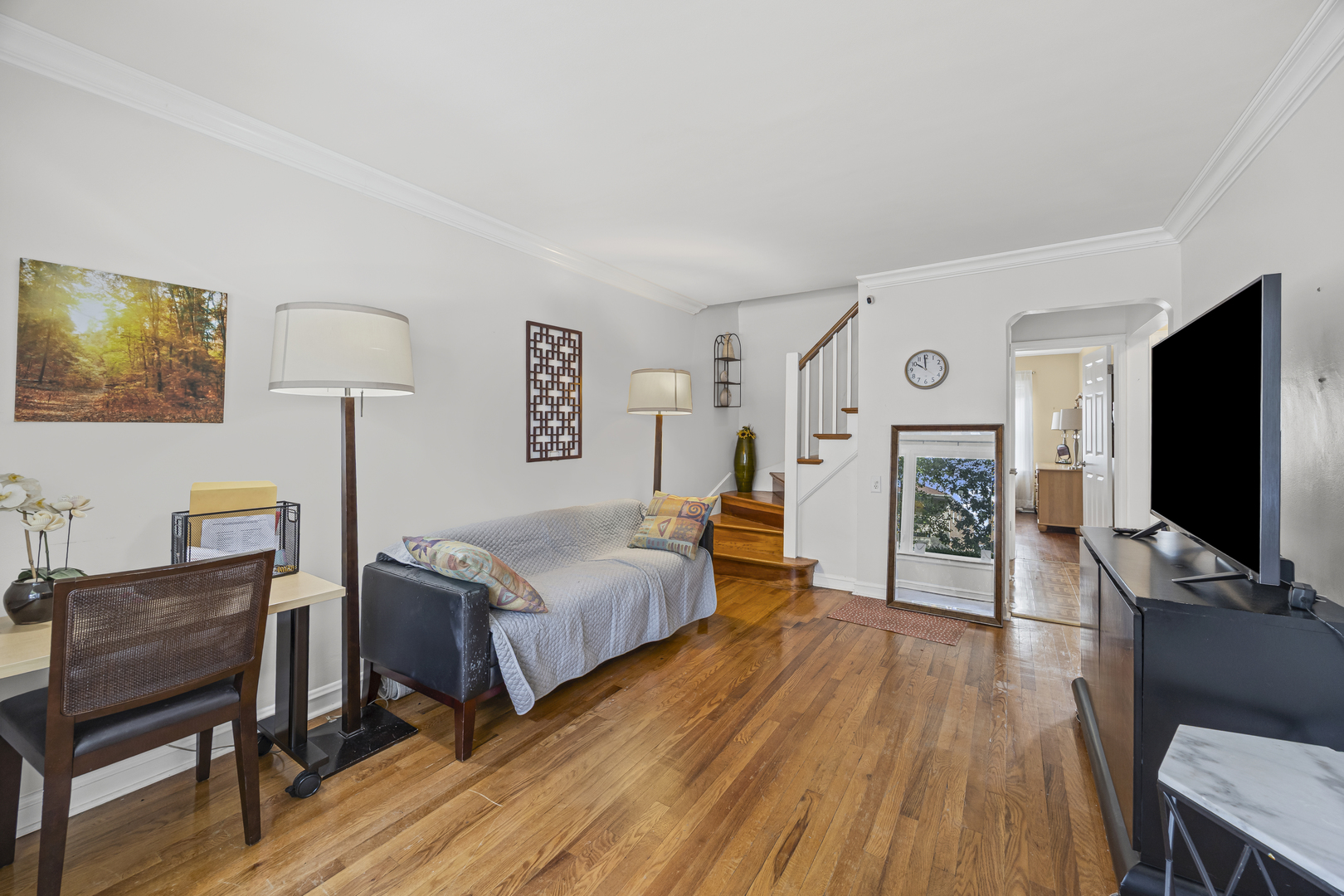 6039 S Kilbourn Avenue, Chicago, IL 60629