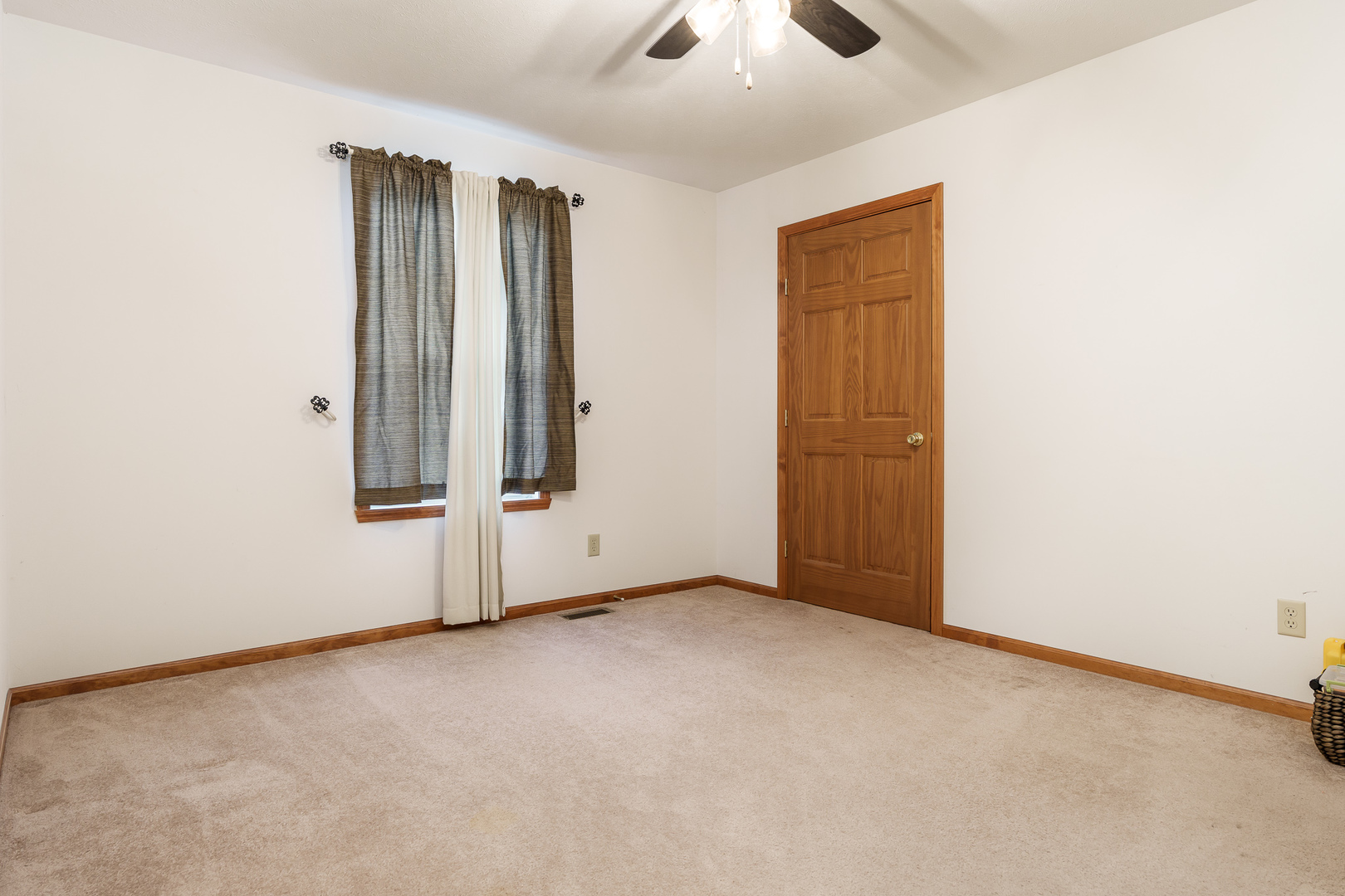 1217 Joanne Terrace, Byron, IL 61010