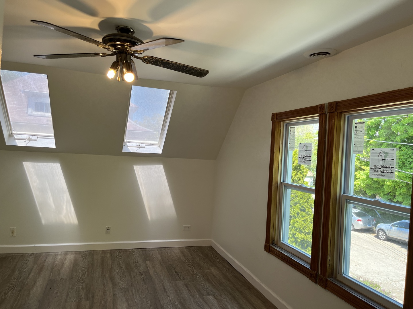 827 Low Avenue, Waukegan, IL 60085