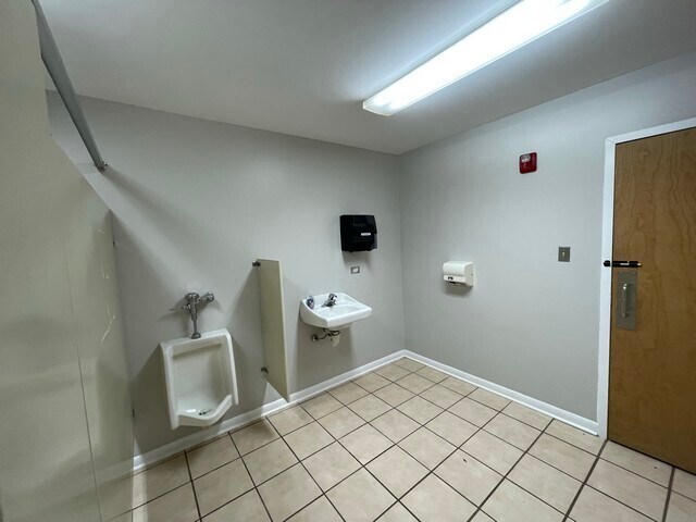 1221 Commerce Drive #100, Crete, IL 60417