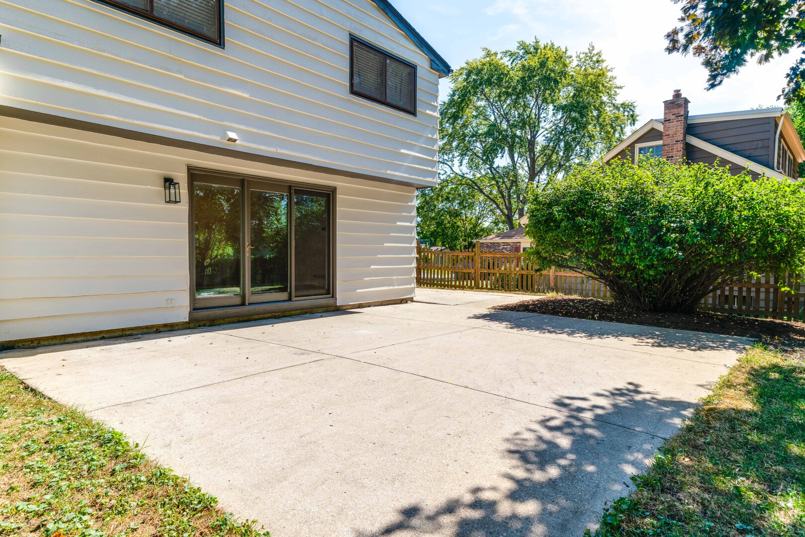 1209 Garfield Avenue, Libertyville, IL 60048