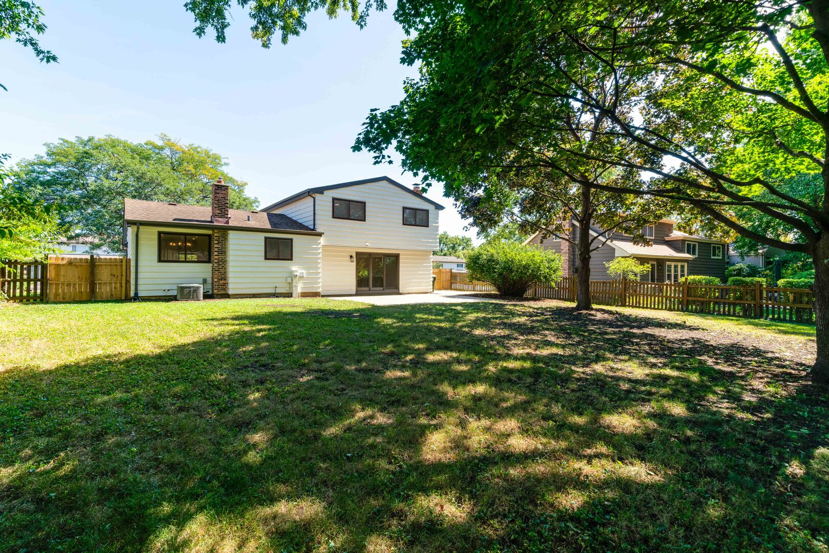 1209 Garfield Avenue, Libertyville, IL 60048