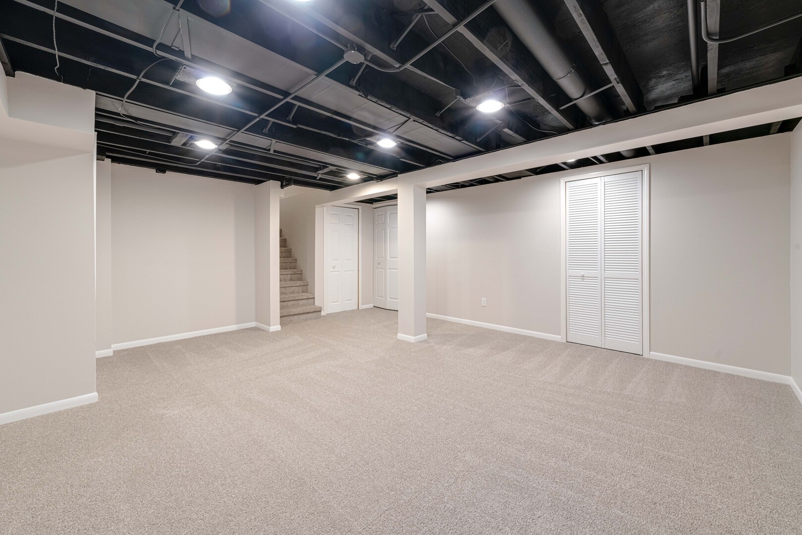 1209 Garfield Avenue, Libertyville, IL 60048
