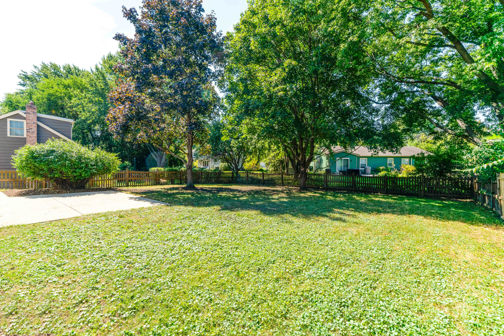 1209 Garfield Avenue, Libertyville, IL 60048