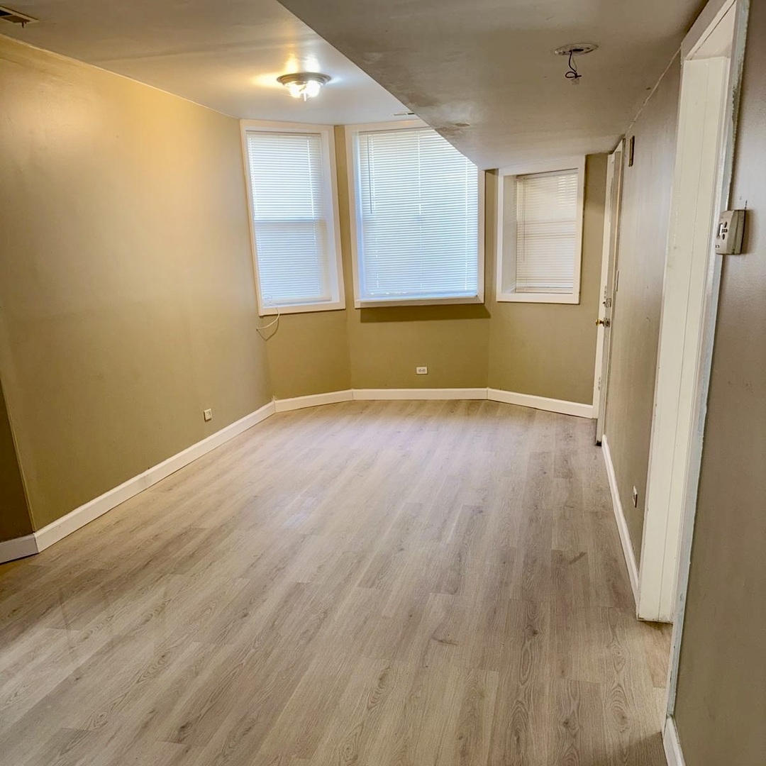 4311 W Palmer Street, Chicago, IL 60639