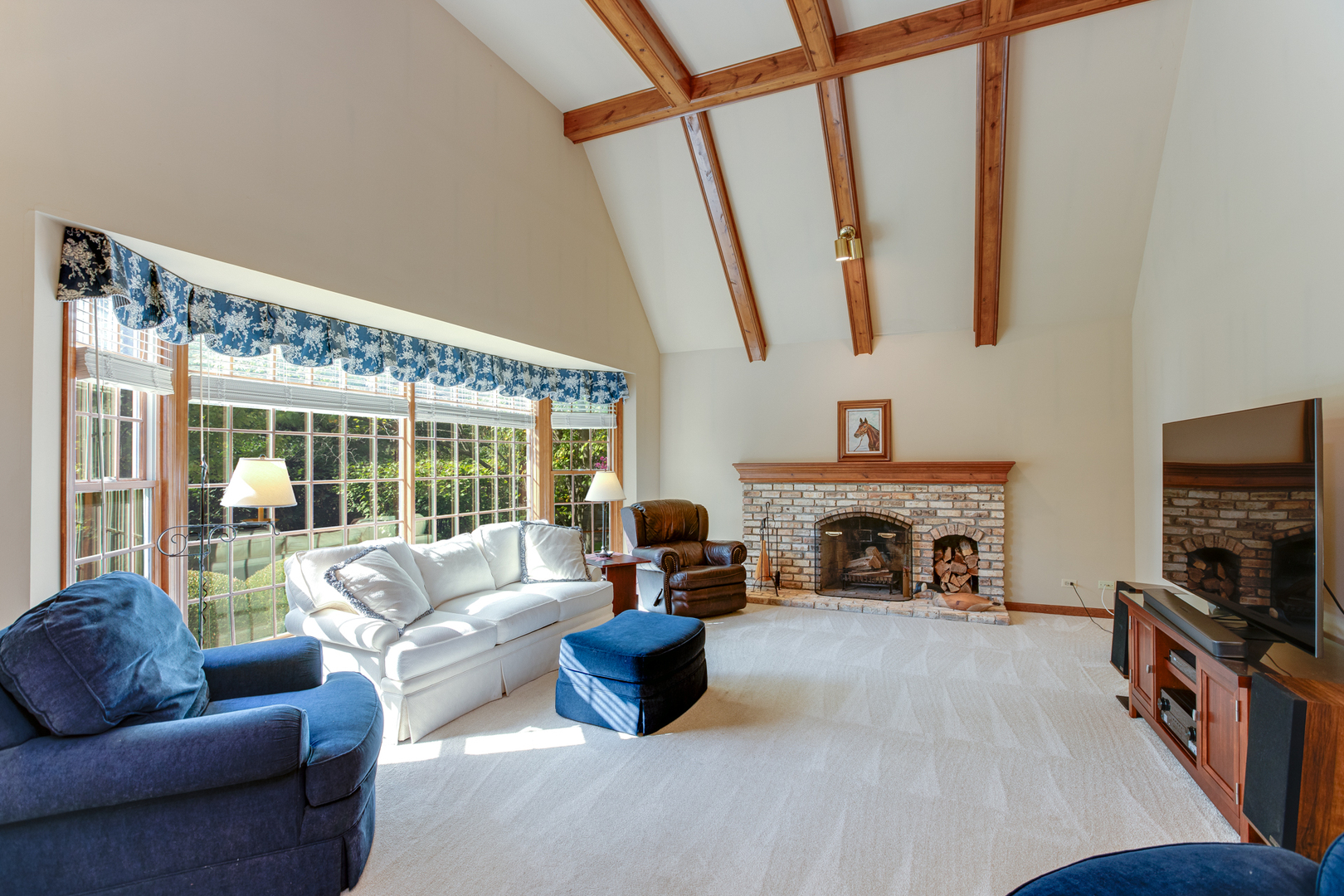 582 Partridge Drive, West Chicago, IL 60185