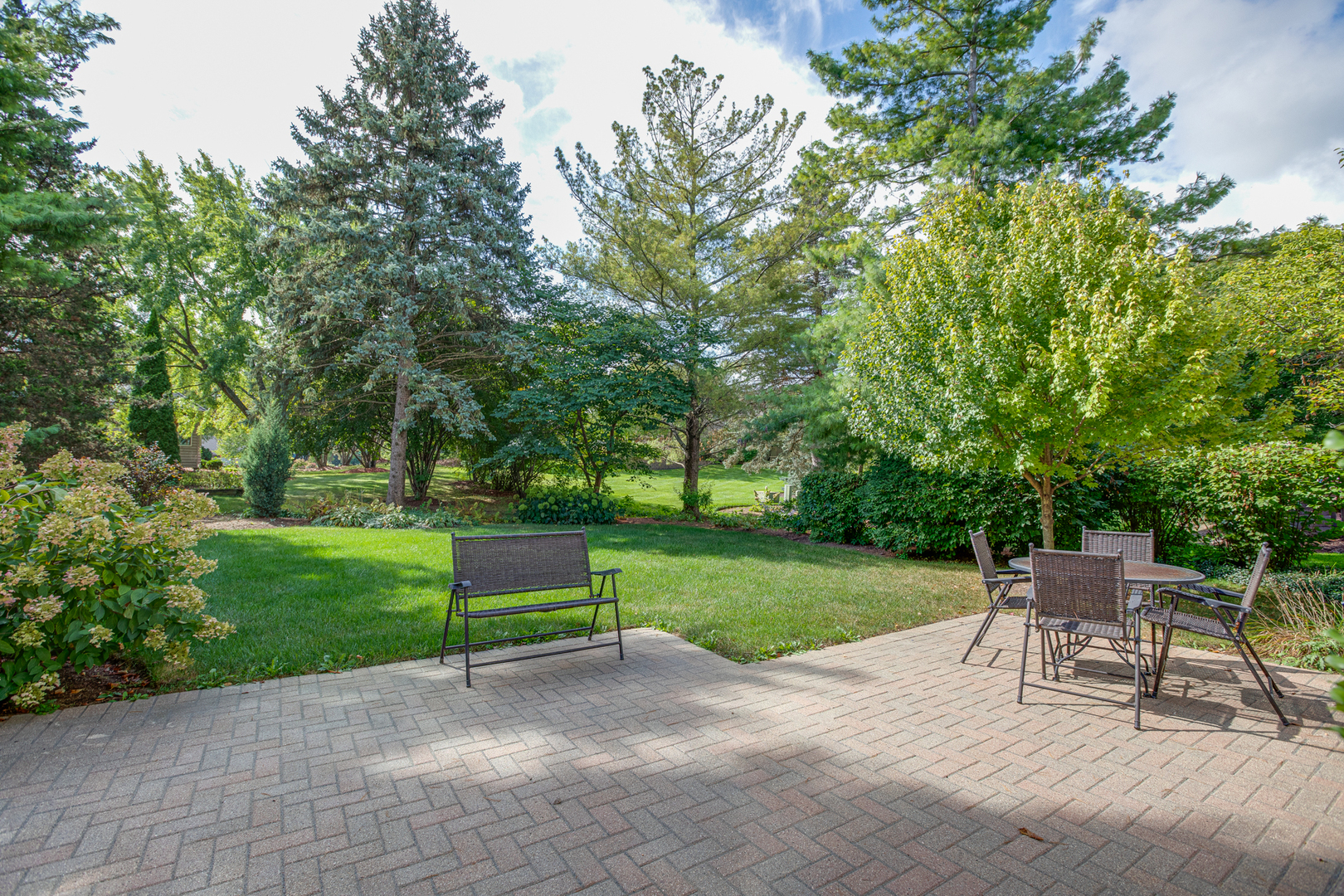 582 Partridge Drive, West Chicago, IL 60185