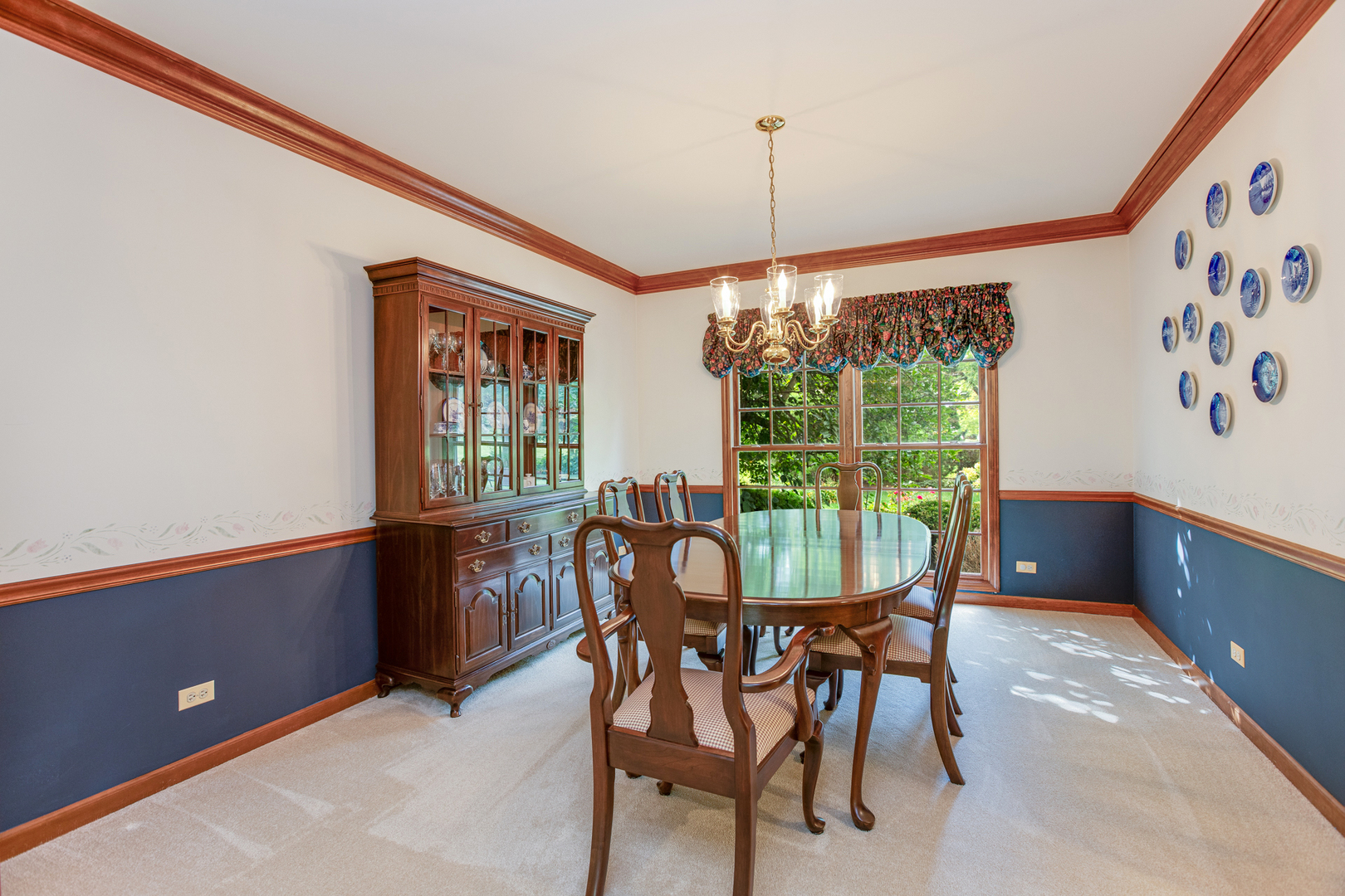 582 Partridge Drive, West Chicago, IL 60185