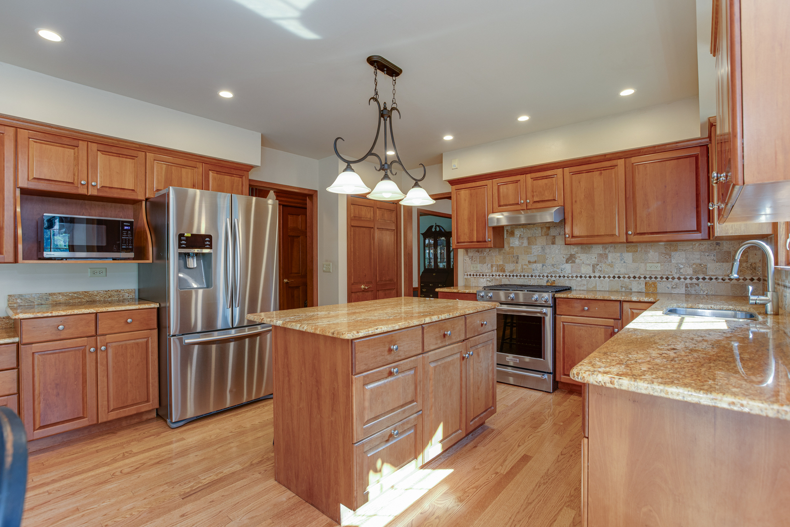 582 Partridge Drive, West Chicago, IL 60185