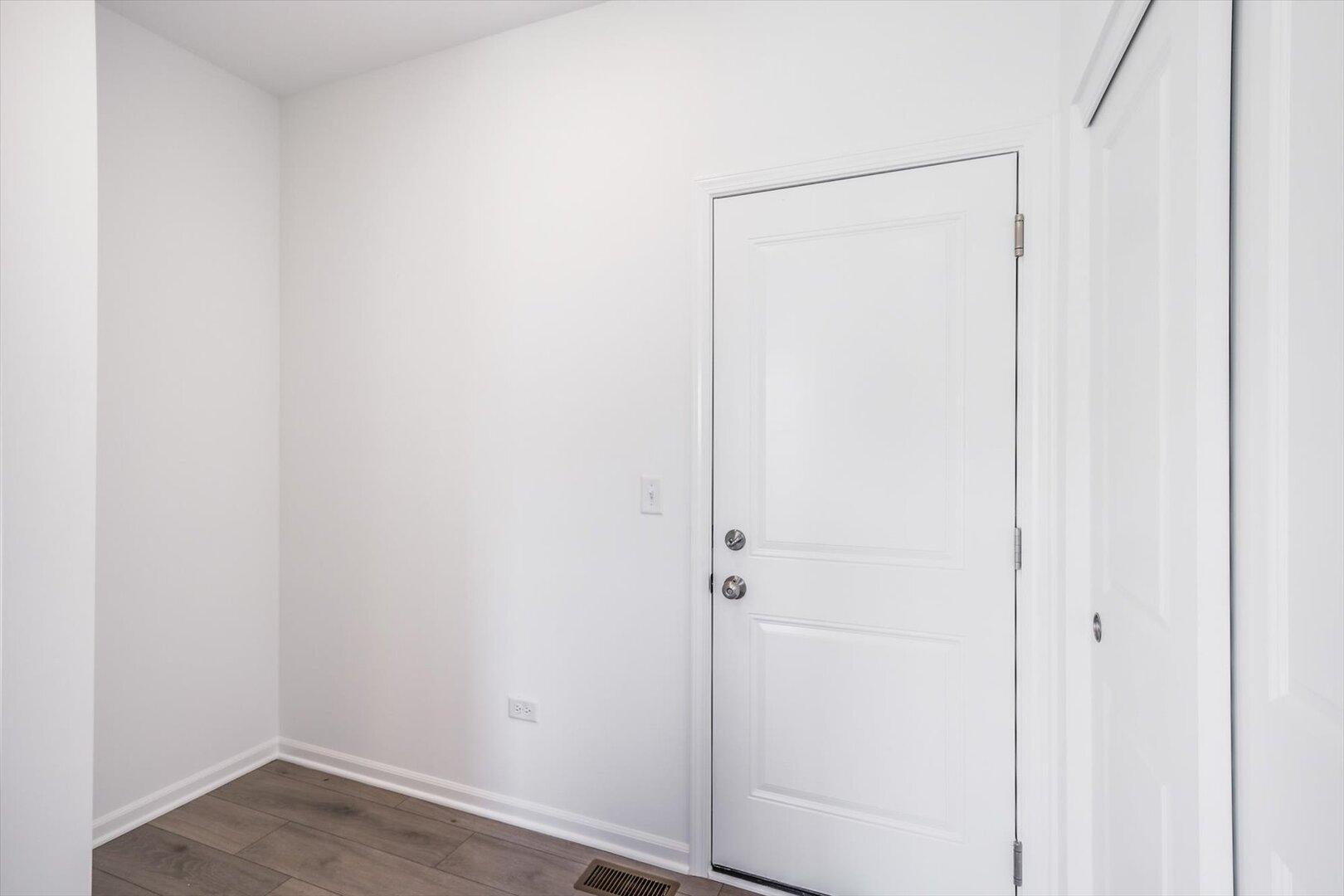 163 Piper Glen Avenue, Oswego, IL 60543