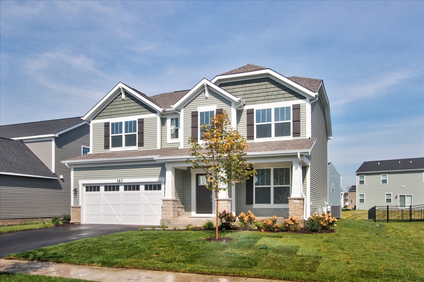 163 Piper Glen Avenue, Oswego, IL 60543