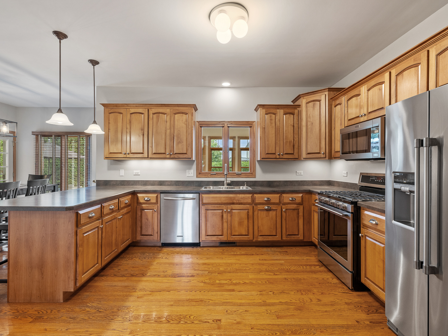 8530 Radcliffe Road, Tinley Park, IL 60487