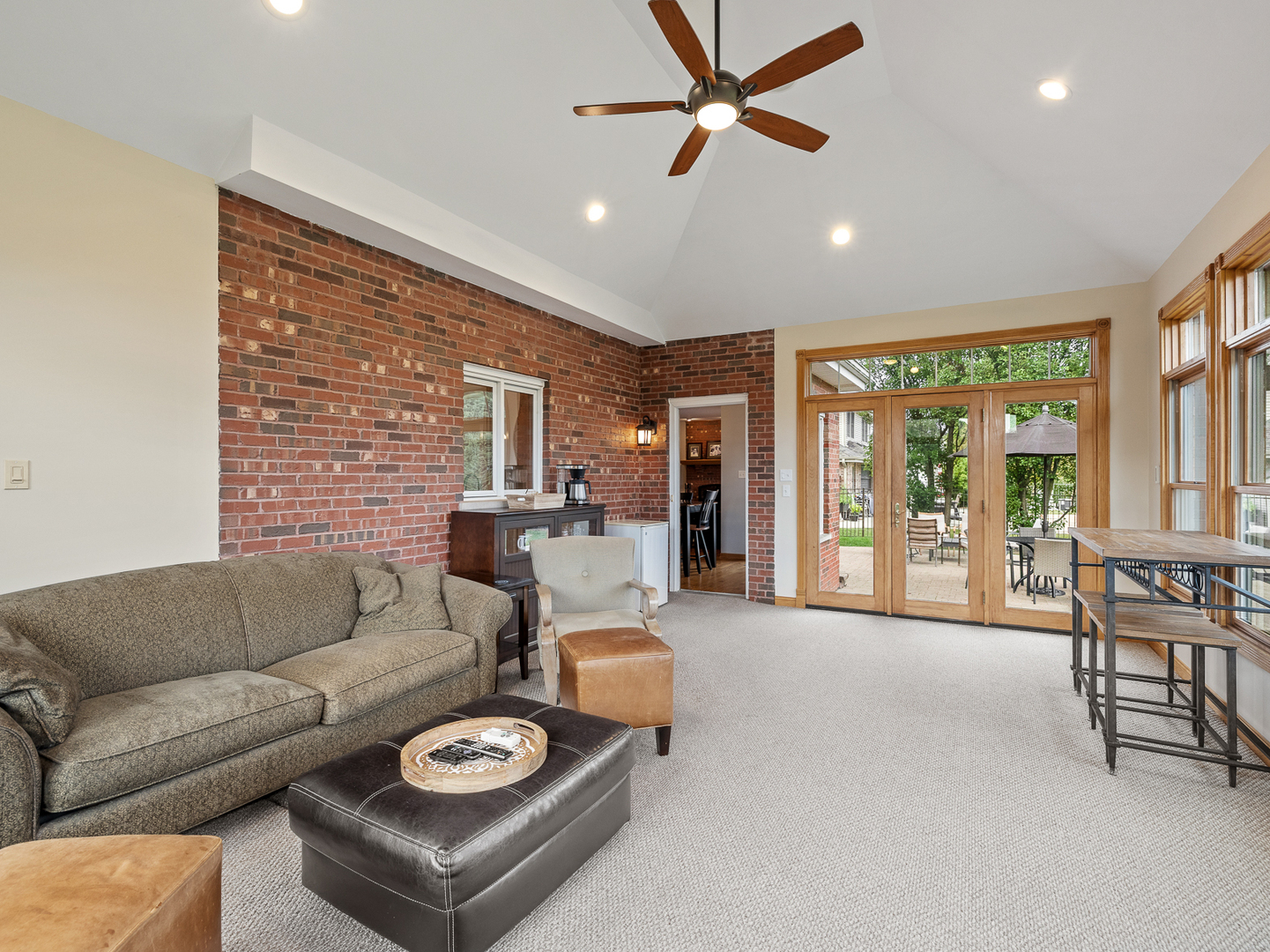 8530 Radcliffe Road, Tinley Park, IL 60487