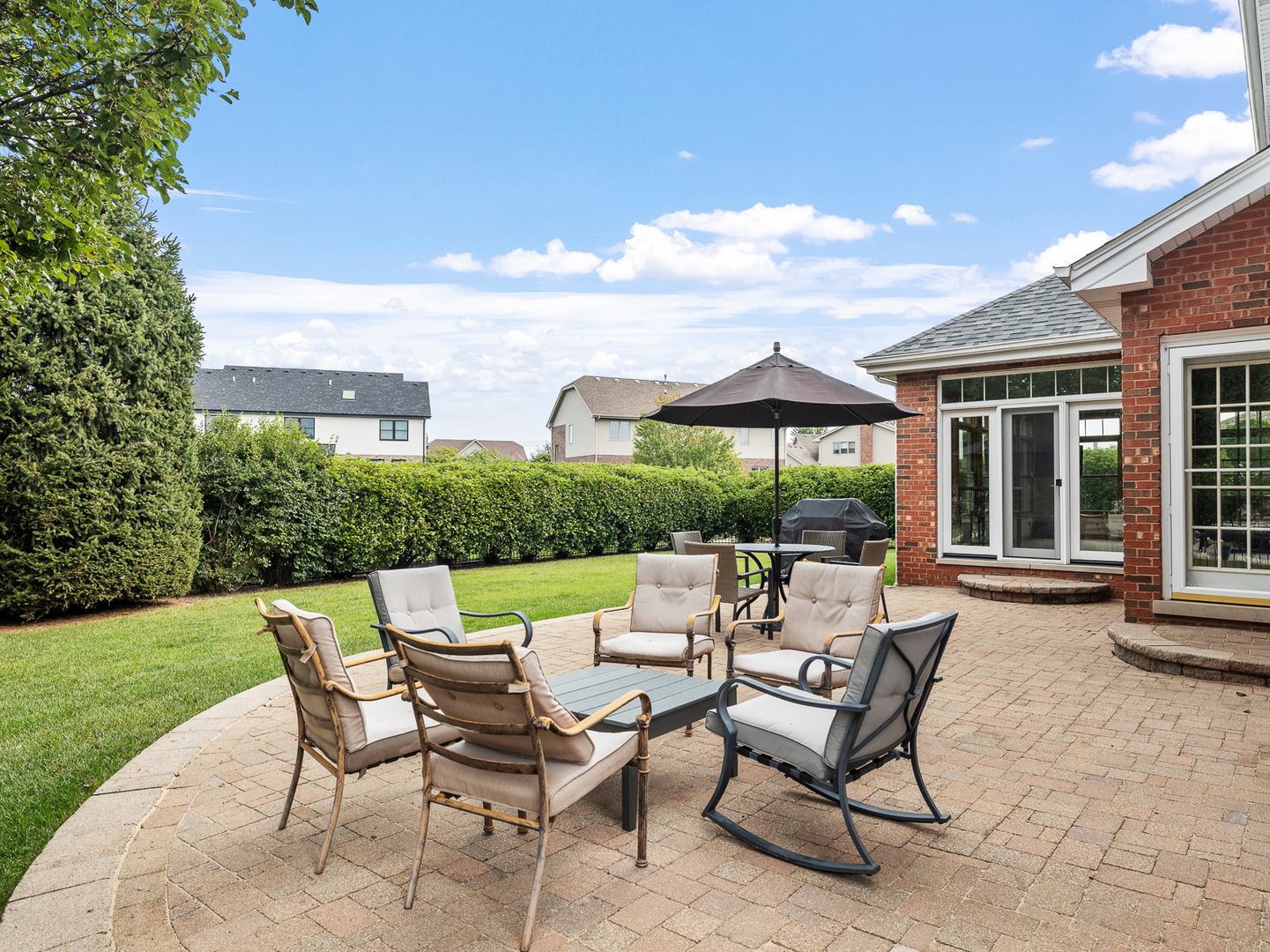 8530 Radcliffe Road, Tinley Park, IL 60487